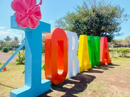 Cabañas Hua'ai Village Отели рядом с достопримечательностью «Museo Antropologico Sebastian Englert»