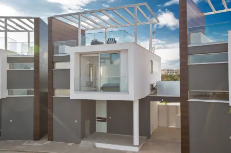 Villa Prol24,Brand New 2Bdr Protaras Villa with Pool,Close to Fig Tree Bay Beach