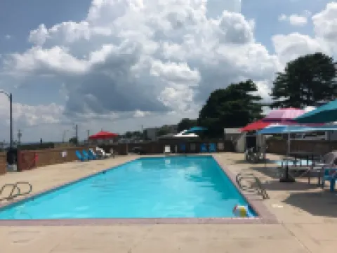 River Edge Inn Hotels in Colonial Beach
