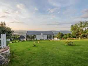Alya Kartepe Villa Hotel
