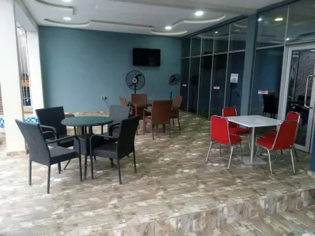 Camas Hotel & Suite Asero Abeokuta