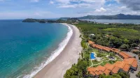 Chic Condo with a Stylish Coastal Design in an Exclusive Condo Community with Direct Beach Access