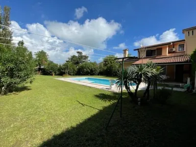 Fantastic Villa with Pool Surrounded by Nature