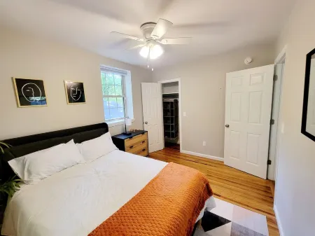 Charming 2-Bedroom, 1-Bath bungalow