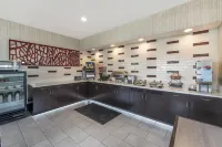 Best Western Plus Castlerock Inn  Suites - breakfast