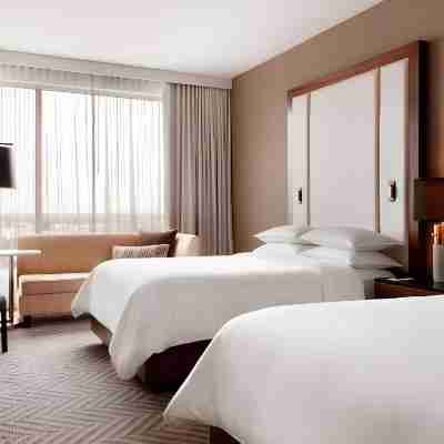 Sheraton Saint-Hyacinthe Hotel Rooms