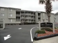 Vacation at a Cozy Oceanfront Beach Getaway - 2-Sterne
