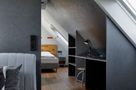 Underdog Hotel