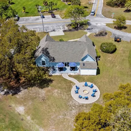 Litchfield Country Club 4 Bedroom/4 Bath Cottage on Golf Course - Pawleys Island