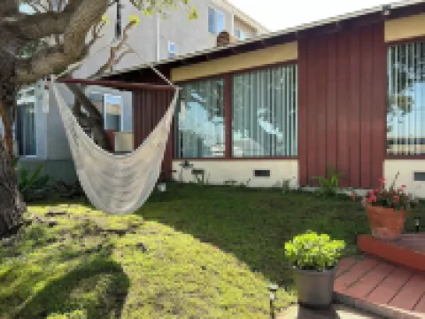 Cozy Escape - Beach Community of Playa Del Rey Hotels near Playa Del Rey Beach