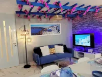 Villa Santorini 3-bedroom apartment in welcoming Bayamón with WiFi, AC. Enjoy Hotels in Bayamon