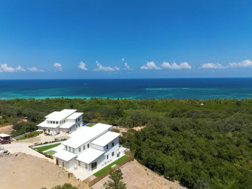NEW! Lux Remote Escape w/ Concierge, Pool, Hot Tub, Views, Beach & Water Sports