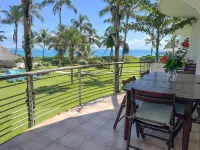 Spacious & quiet 3 BR Apt. with ocean view