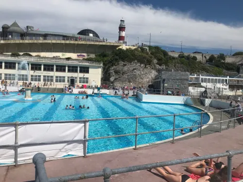 Perfect Romantic  Studio Apartment - Close to Beaches on the Edge of Dartmoor Hotels in Ivybridge