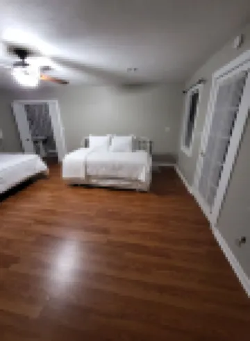 Log Cabin on the Lake