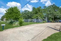 Private A-Frame w/Kayaks on Canal newly renovated