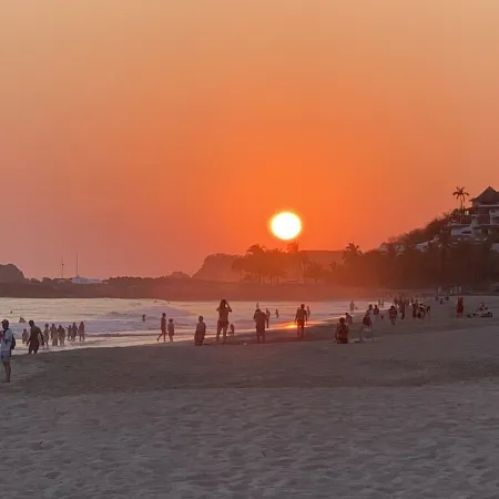 IXTAPA Condo is waiting for you!