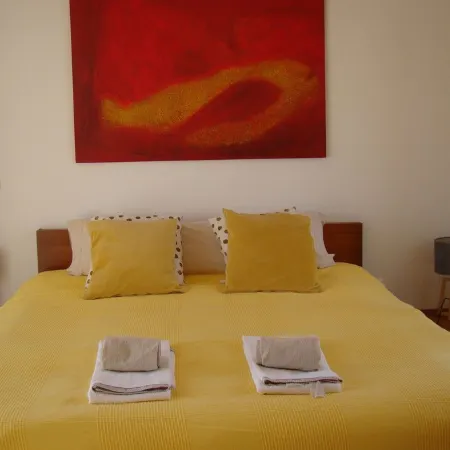 Bright and spacious with breathtaking views of the national park