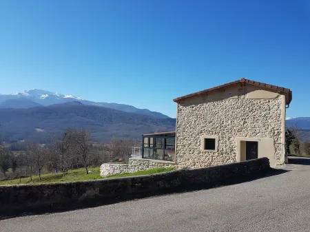 The barn corner of paradise