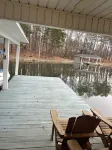 Beautiful Hyco Lake Get Away!