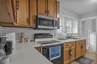 Spacious 5BedRooms House Near Millikin Univ – Perfect for Groups & Families!