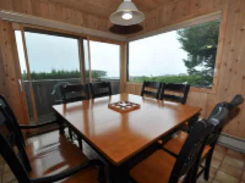 Bodega Bay Gem: 180° Ocean Views, Hot Tub, Man Cave & Family Vibes – Sleeps 12 Hotels in Bodega Bay