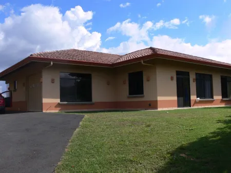 Beautiful house, views, pool, best climate