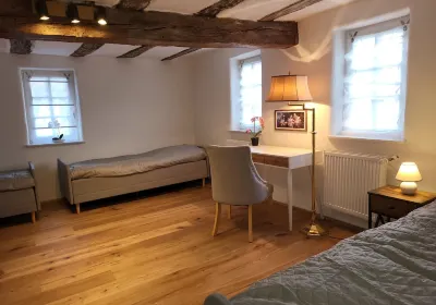 Pension Kostera 35,00 Pro Person Ökologisch ,platz bis zu 12 Personen Salty Lounge附近的飯店