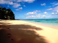 Vaka Rua - right over the golden sand facing the lagoon with air con Free WIFI - Beach