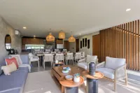 Lake View Villa: Private Pool, Rooftop Terrace, AC, Daily Housekeeping Included!