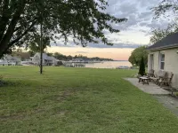 Chesapeake Cottages- 2 Quaint Waterfront Retreats Hotels near St. Philip Neri Roman Catholic Church