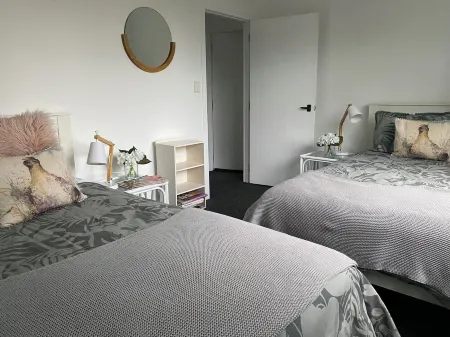 The Palms on Bermuda:A tropical Oasis 100m to the Harbour’s edge. Отели в г. Уан Три Пойнт