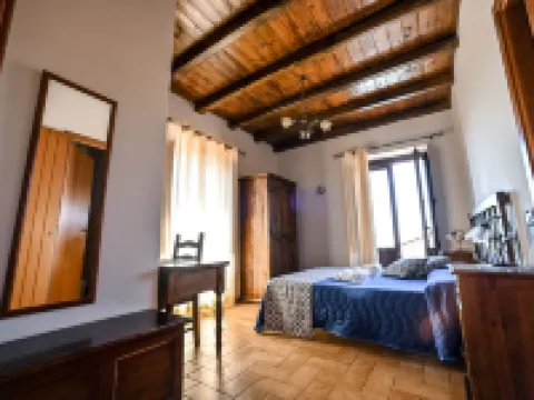 イル チレージオ デッレトナ ジャッレのホテル