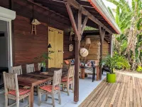 Villa Bois Zen: charming tropical accommodation (500 m from the beach)