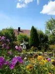 Vacation apartment with relaxation experience in the garden with terrace