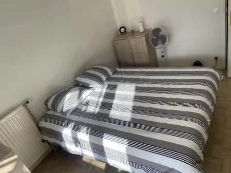 ENTIRE APARTMENT Near Paris 14 RER B METRO 4 Bagneux/Arcueil cachan Отели в г. Баньё