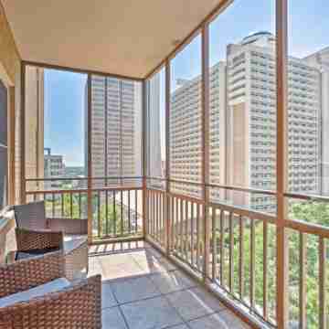 Downtown 1BR - LOW Cleaning Fee! Centrally Located/All Attractions! Others