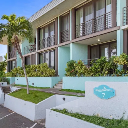 Steve's Seaside Condo-2 Bedrooms-3 Beautiful Pools- Regatta Point Villas