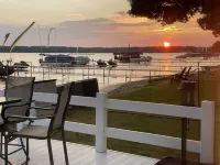 Otsego Lake Cottage Getaway