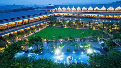 Mayfair Oasis Resort & Convention Hotels in der Nähe von Thakur Garden