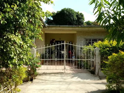 Kitara House Backpackers Hostel Hotels in 