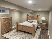 Pet Friendly Huge Lake Front Home with Stunning Views Hotel a Round Lake Park