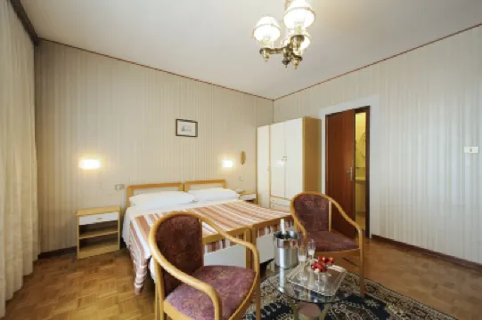 Hotel Bertusi Hotels near NaturalSkin Estetica Solarium Spa