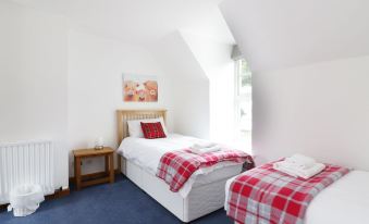 Dunnottar Woods Cottage