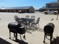 Winterton Suites Hotels in Williston