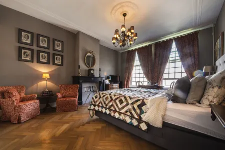 B&B de Schiedamse Suites Отели рядом с достопримечательностью «Zwaluwen»