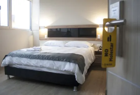 Hotel Embajada Отели рядом с достопримечательностью «Салитре Махико»