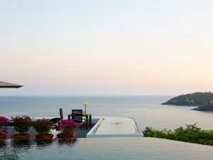 Tentaciones Hotel & Lounge Pool - Adults Only