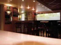 Logis Prim'Hôtel Bagatelle فنادق في Mutigny