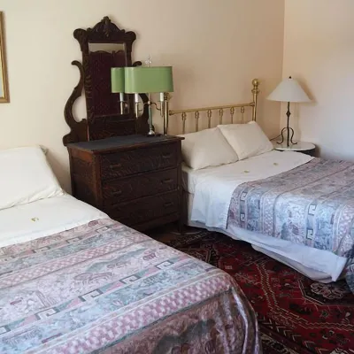 Downtown Bed and Breakfast Отели рядом с достопримечательностью «Стадион «Ти-ди Плэйс»»